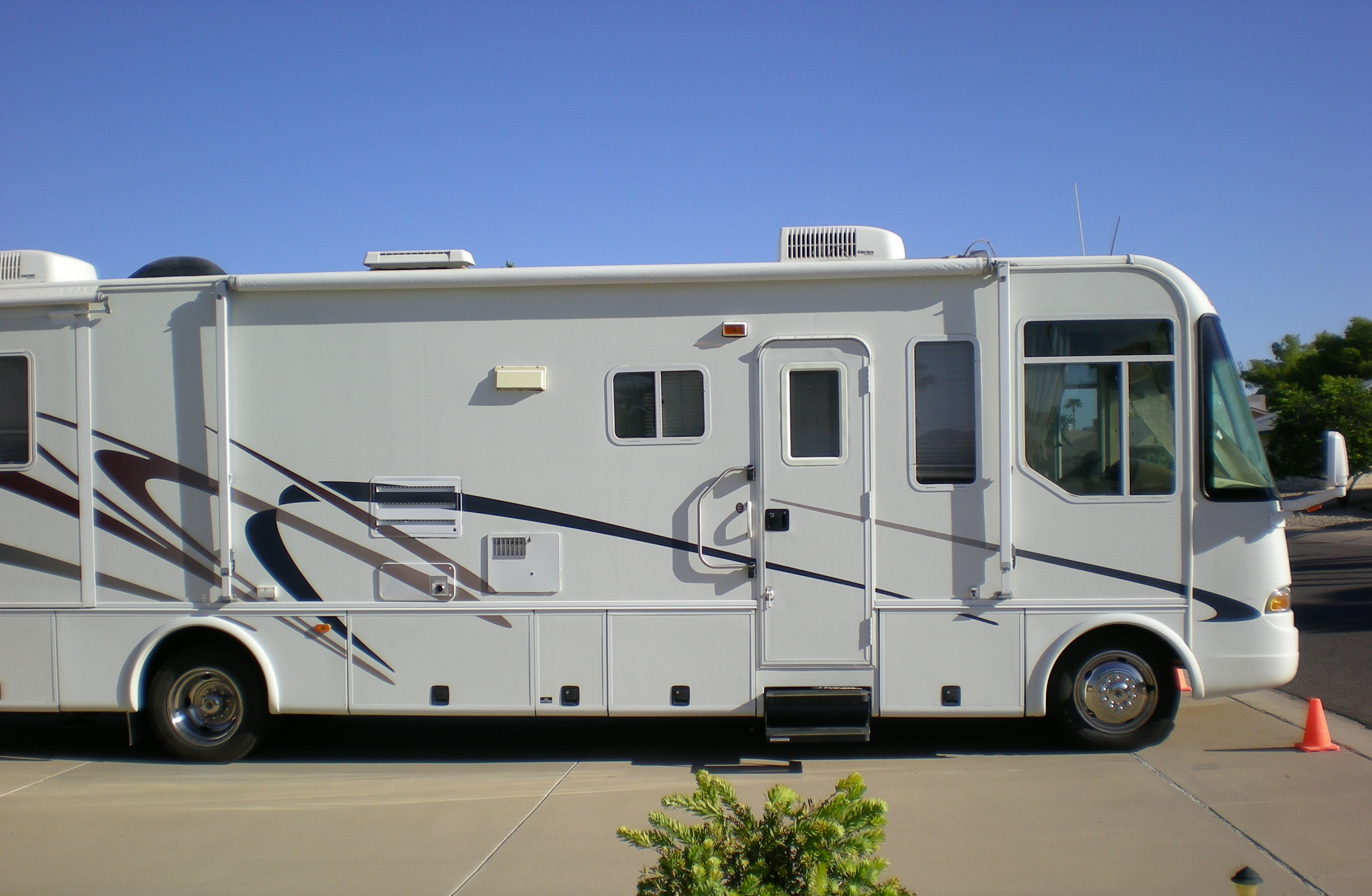 Mobile Lift attached to RV